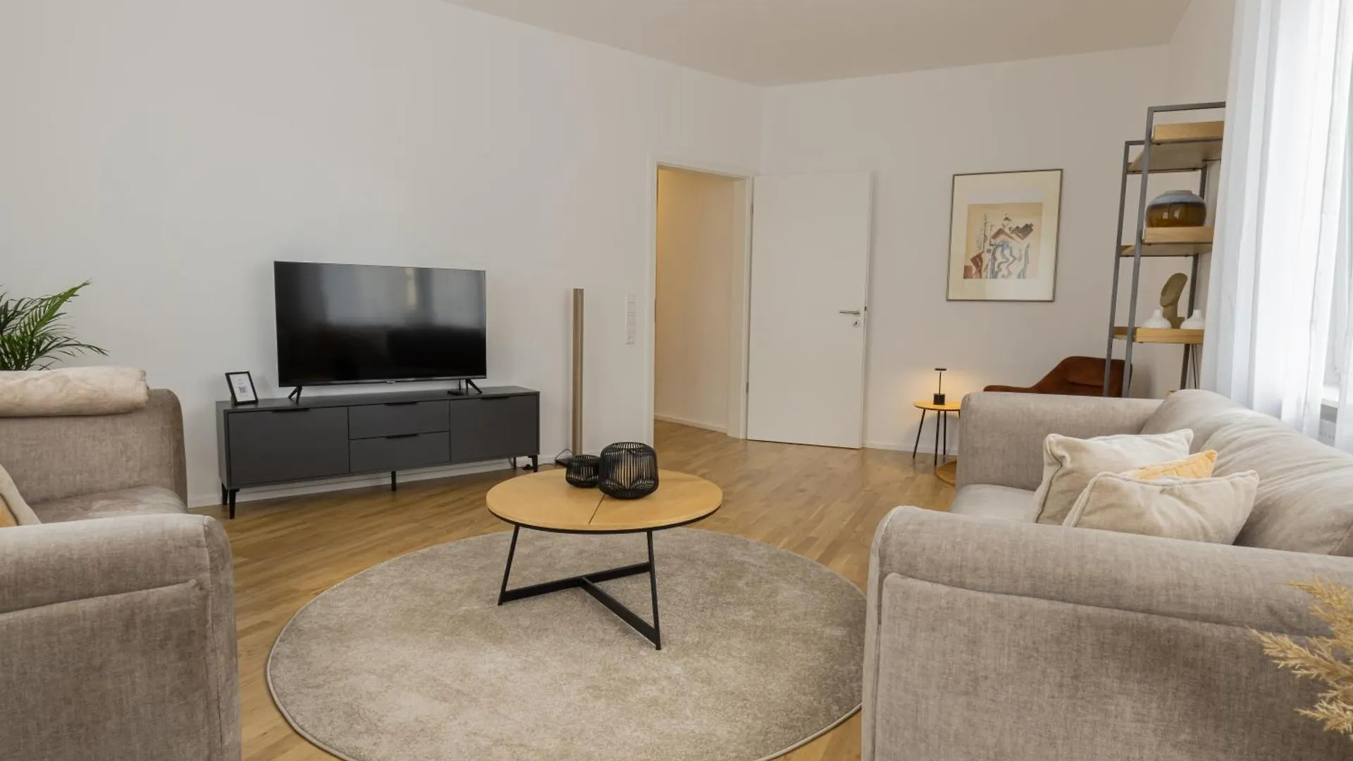 Lamiacasa City-Grande Family-Business Groups Stuttgart